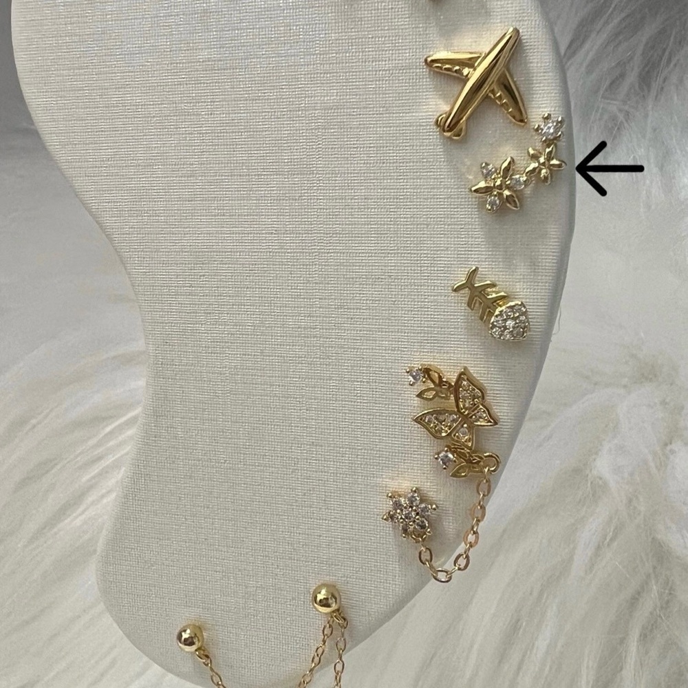 Flower Studs Earrings ONE PIECE